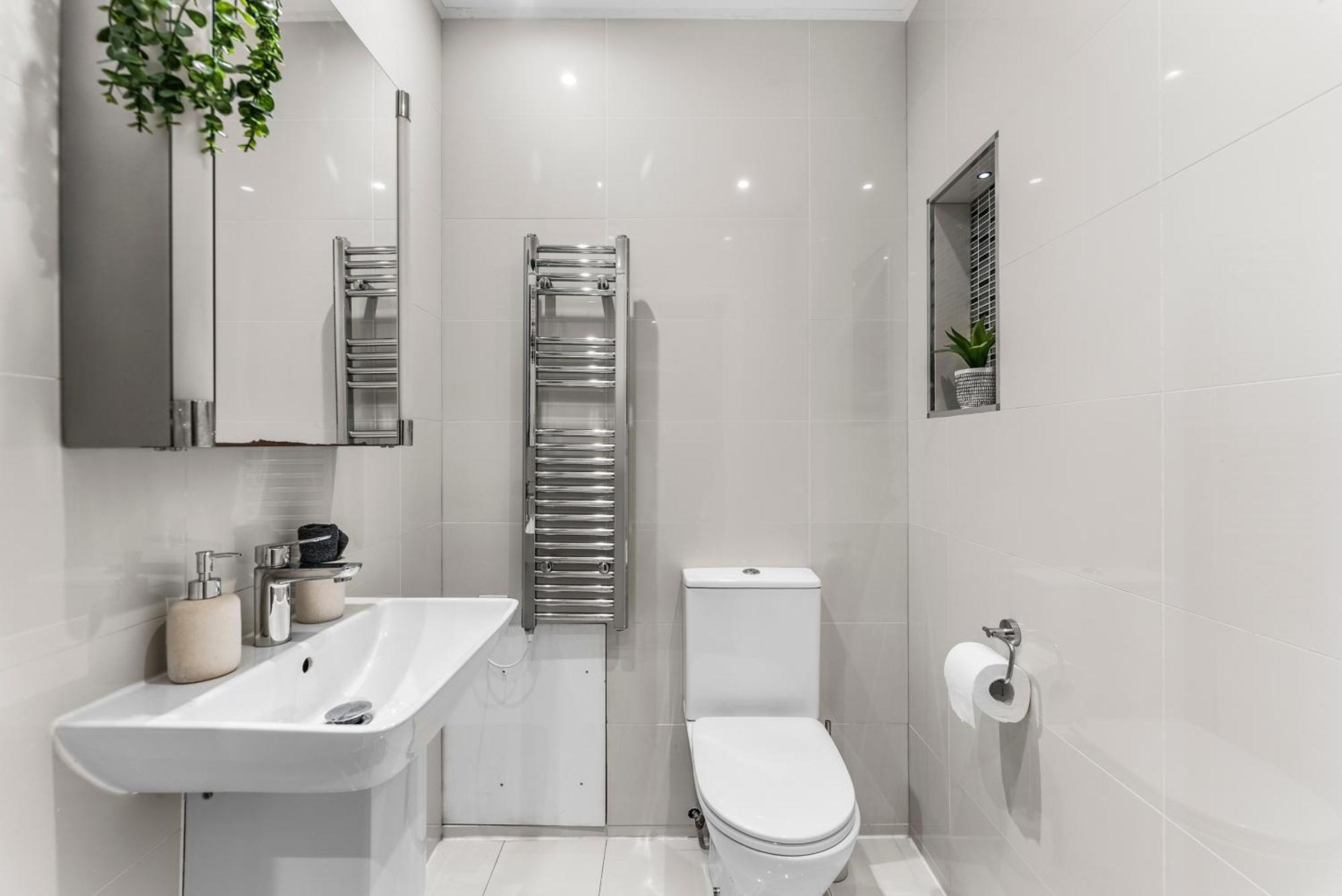 בריסטול Comfortable City Centre Apartment For Contractors And Couples - City Centre מראה חיצוני תמונה